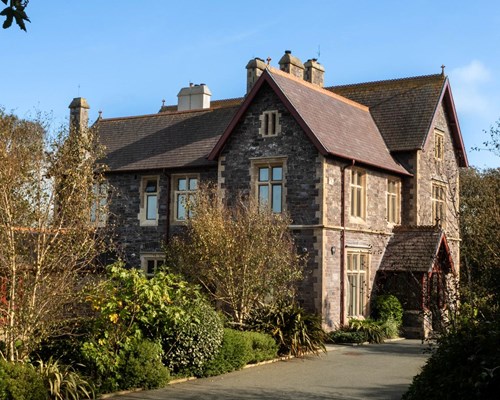 Penrhiw Priory Hotel