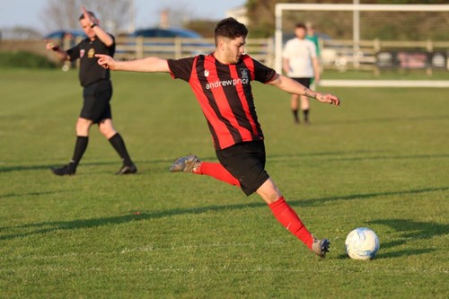 Scott Ferney takes a shot