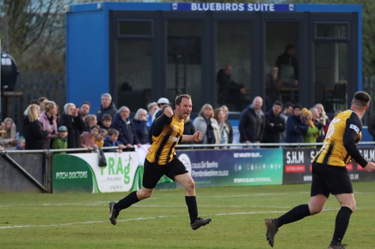 Lawrenny's equalising goal